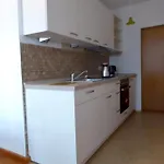 Daire Charmante Bauernhofwohnung In *