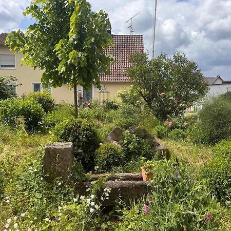 Charmante Bauernhofwohnung In *