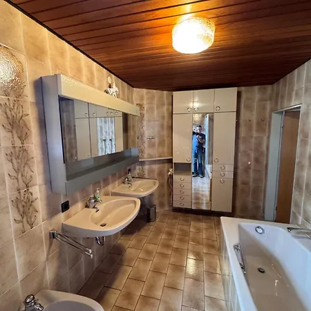 Charmante Bauernhofwohnung In *